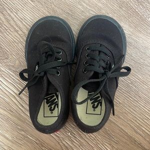 Toddler size 6.5 black Vans